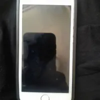 اپل iPhone 6 با حافظهٔ ۶۴ گیگابایت
