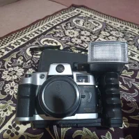 دوربین عکاسی و کیف دوربین