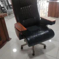صندلی مدیریت مدل امپراطور
