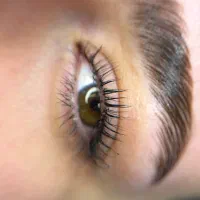 لیفت ابرو و مژه