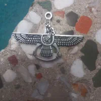 گردنبند با نماد کوروش بزرگ|جواهرات|رودشت (چهارمحال و بختیاری), |دیوار