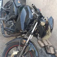 آپاچی 180