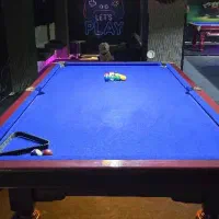 میز بیلیارد ۸