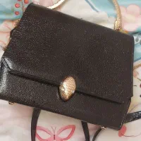 کیف مشکی ورنی