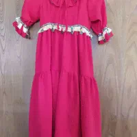 تعدادی لباس بچگانه بفروش میرسد