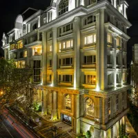 آپارتمان ۲۰۰متری فول