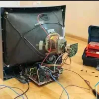 تلویزیون لامپی سوخته خ 0 ر 0 ی0 د 0 ا 0 ر0م