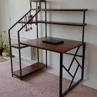 میز مدرن مناسب کار، مطالعه و کامپیوتر