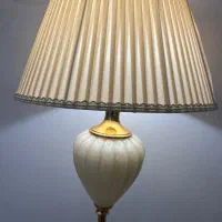 آباژور ایستاده سالم در حدنو|چراغ خواب و آباژور|نور, |دیوار