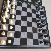 شطرنج مکنتی مغناطیسی و بازی فکری مونوپولی