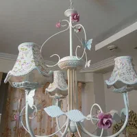 لوستر فرفورژه اتاق خواب