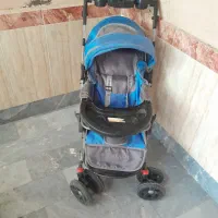 کالسکه نوزادی در حد نو