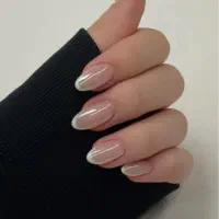 خدمات حرفه‌ای ناخن