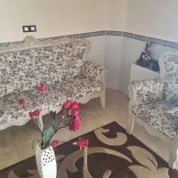 فروش یکجا دو دست مبل با بوفه و آینه و شمعدان|مبلمان خانگی و میز عسلی|خرمدره, |دیوار