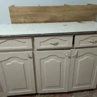 کابینت آشپزخانه و کفش کاپشن چرم