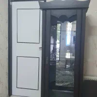 کمد ویترین شیشه ای