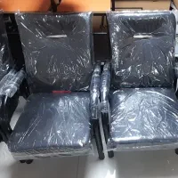 صندلی انتظار ۵ عدد سالم نو