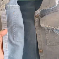 کت لی|کفش و لباس بچه|ری, شهادت|دیوار
