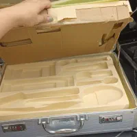 چمدان قاشق چنگال|ظروف نگهدارنده، پلاستیکی، یک‌بارمصرف|سنندج, |دیوار