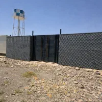 زمین چهاردیواری