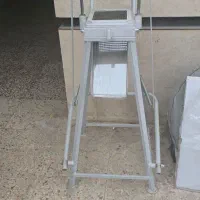 خلال کن ایستاده