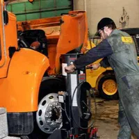 استخدام مکانیک ماشین سنگین