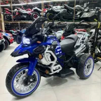 ماشین شارژی ×× با کمربند ایمنی