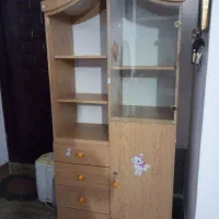 کمدکتابخانه تاج دار