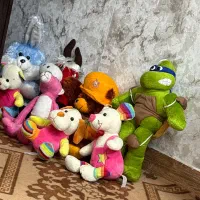 تعدادی عروسک سالم