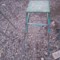 چهار پایه|صندلی و نیمکت|سراب, |دیوار