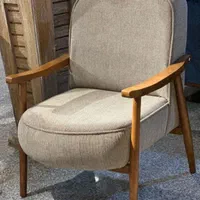 تعمیر و تولید مبل راحتی|مبلمان خانگی و میز عسلی|رشت, سلیمانداراب|دیوار