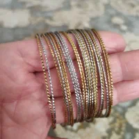 ۲۲عدد النگو سایز سه رنگ ثابت دونه ای سی هزار