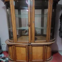 ویترین (بوفه)،رایگان