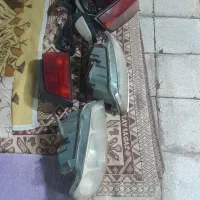 سه عدد چراغ خطر پژودوعددآینه دوعددچراغ جلو پژو|قطعات یدکی و لوازم جانبی|قم, محمد آباد|دیوار