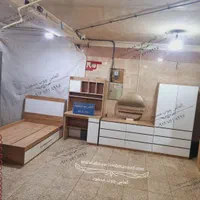 تخت ۱۲۰ ،کمد ، میز تحریر،  دراور و آینه