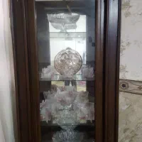 گنجه و آینه کمد