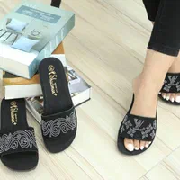 دمپایی|عمدهفروشی|رشت, بلوار گیلان|دیوار