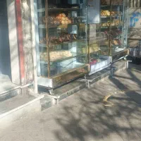 یخچال قنادی در حد نو