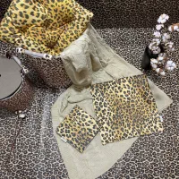 پلنگی|فرش|تهران, گلستان (شهرک راه آهن)|دیوار