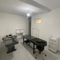 سالن زیبایی حرفه‌ای در خانه ویلایی اجاره فوری|اجارهٔ دفتر کار، اتاق اداری، مطب|ماهدشت, |دیوار