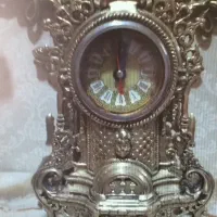 ساعت برنز رومیزی قدیمی و سالم