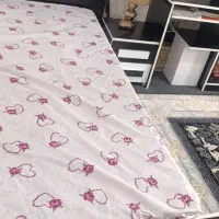 ست تخت و کمد و میز سالم و نو