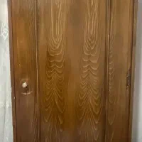 کمد ایستاده