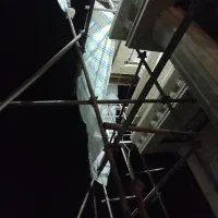 به یک کارگر برای کارسنگکاری نیازمندم