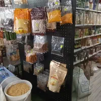 قفسه ایستاده