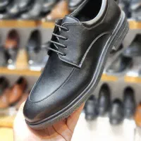 فروشنده کفش