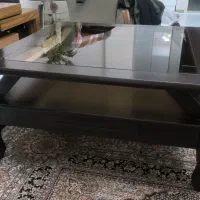 میز چهارگوش