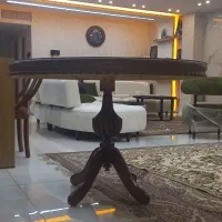 میز  نهار خوری ۴ نفری همراه با شیشه