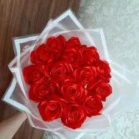 گل رز روبانی