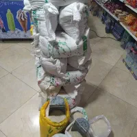 فروشنده سوپر مارکت